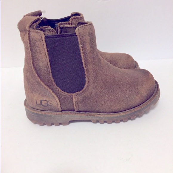 UGG - Picture 3 of 7